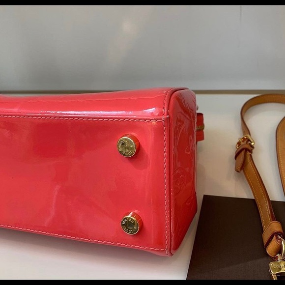 Authentic Louis Vuitton Brea MM - Rose Litchi - Picture 5 of 6